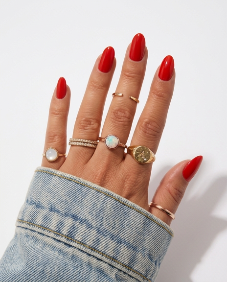 Coral Kiss - Short Oval Coral Press-On Nails | Iconic.Press