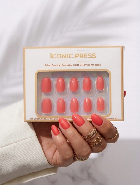 Chic & Short - Short Press-On Nail Bundle | Iconic.Press