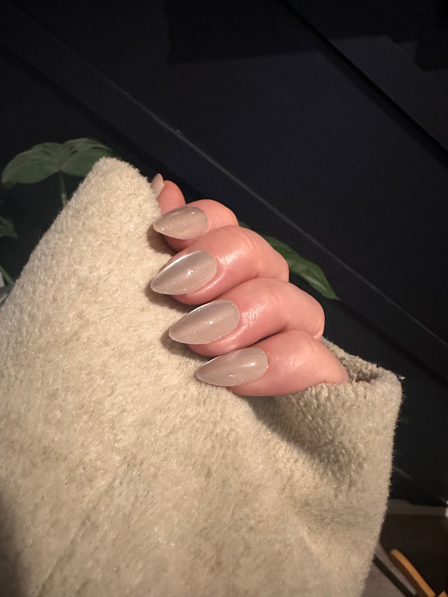 Platinum Glow (Cat Eye)